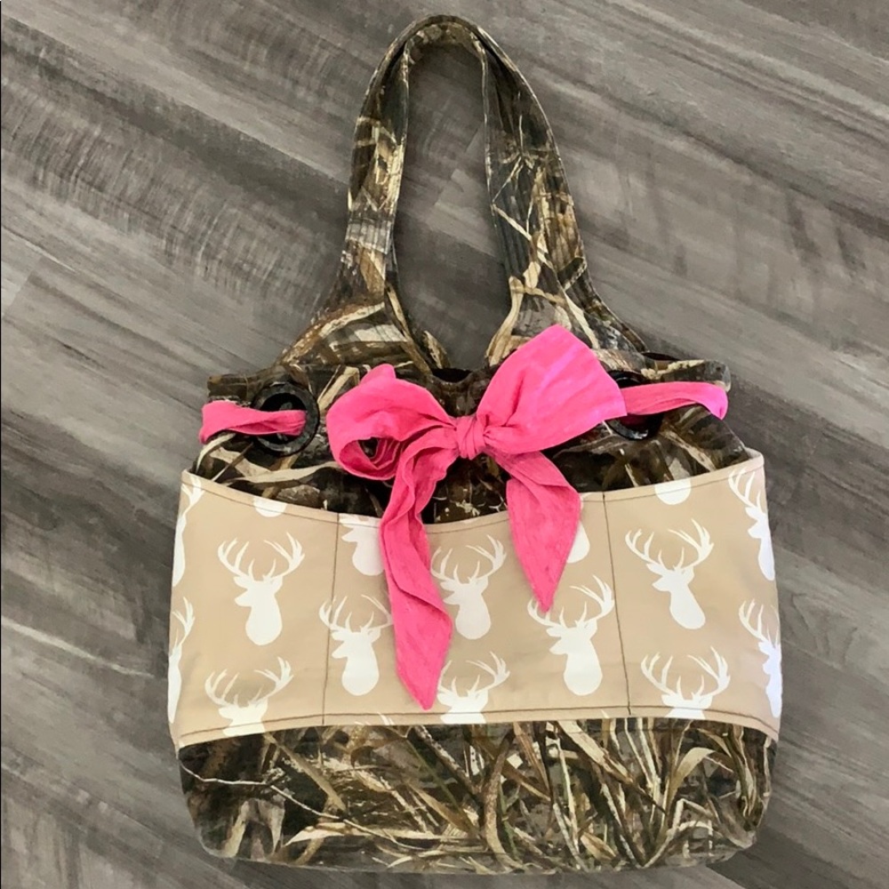 Diaper Bag! Lots of compartments! Super Cute!